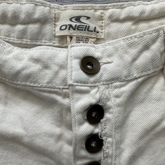O'NEILL Button-Fly Nora Denim Cut-Off Jean Shorts BONE WHITE Size 7 - Picture 2 of 5